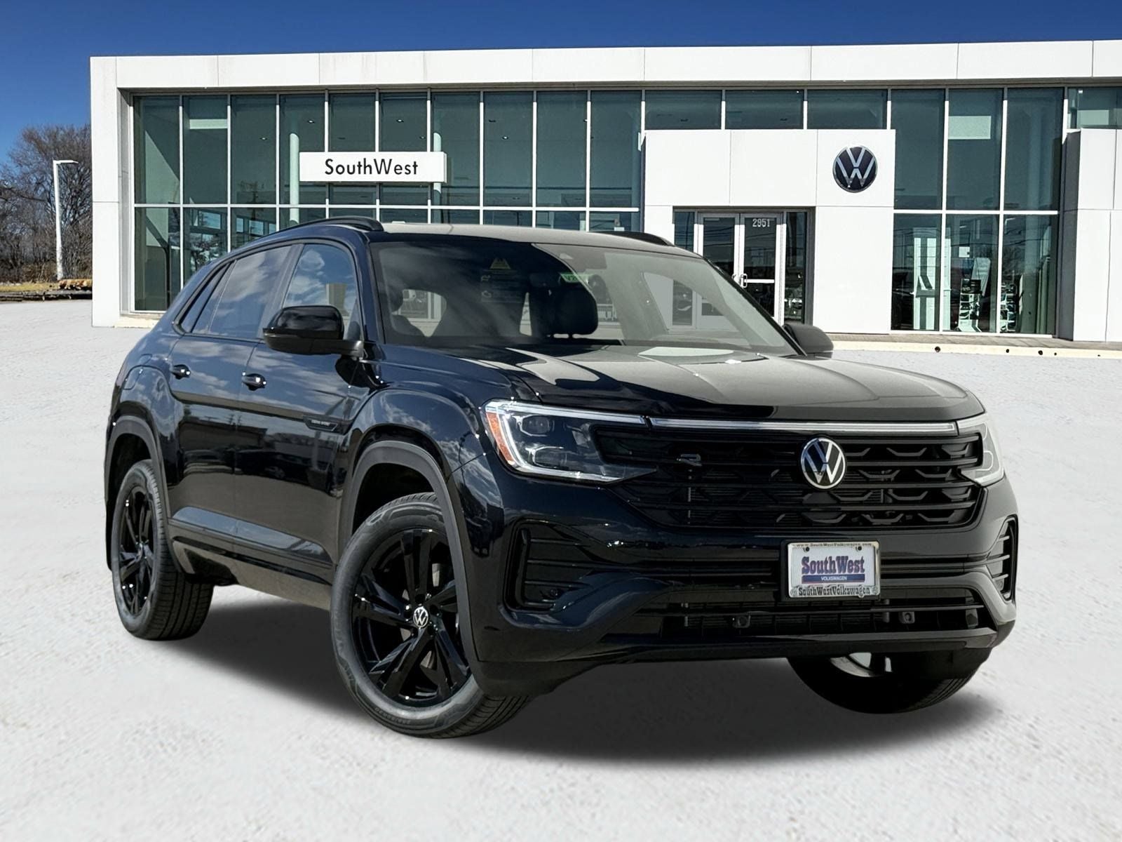 2026 Volkswagen Atlas Cross Sport 2.0T SEL R-Line Black
