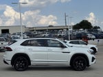 2026 Volkswagen Atlas Cross Sport 2.0T SEL R-Line Black