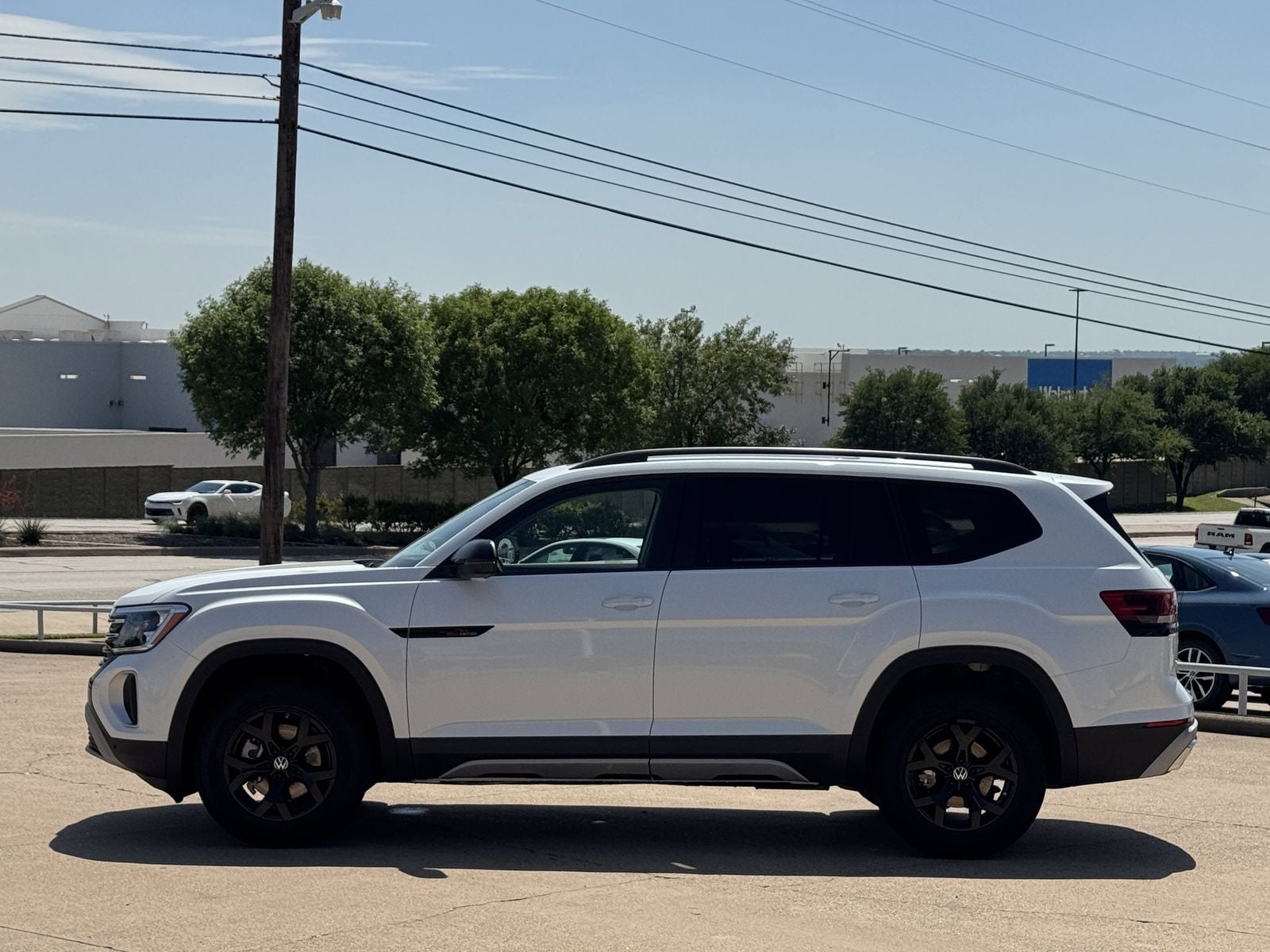 2026 Volkswagen Atlas 2.0T Peak Edition