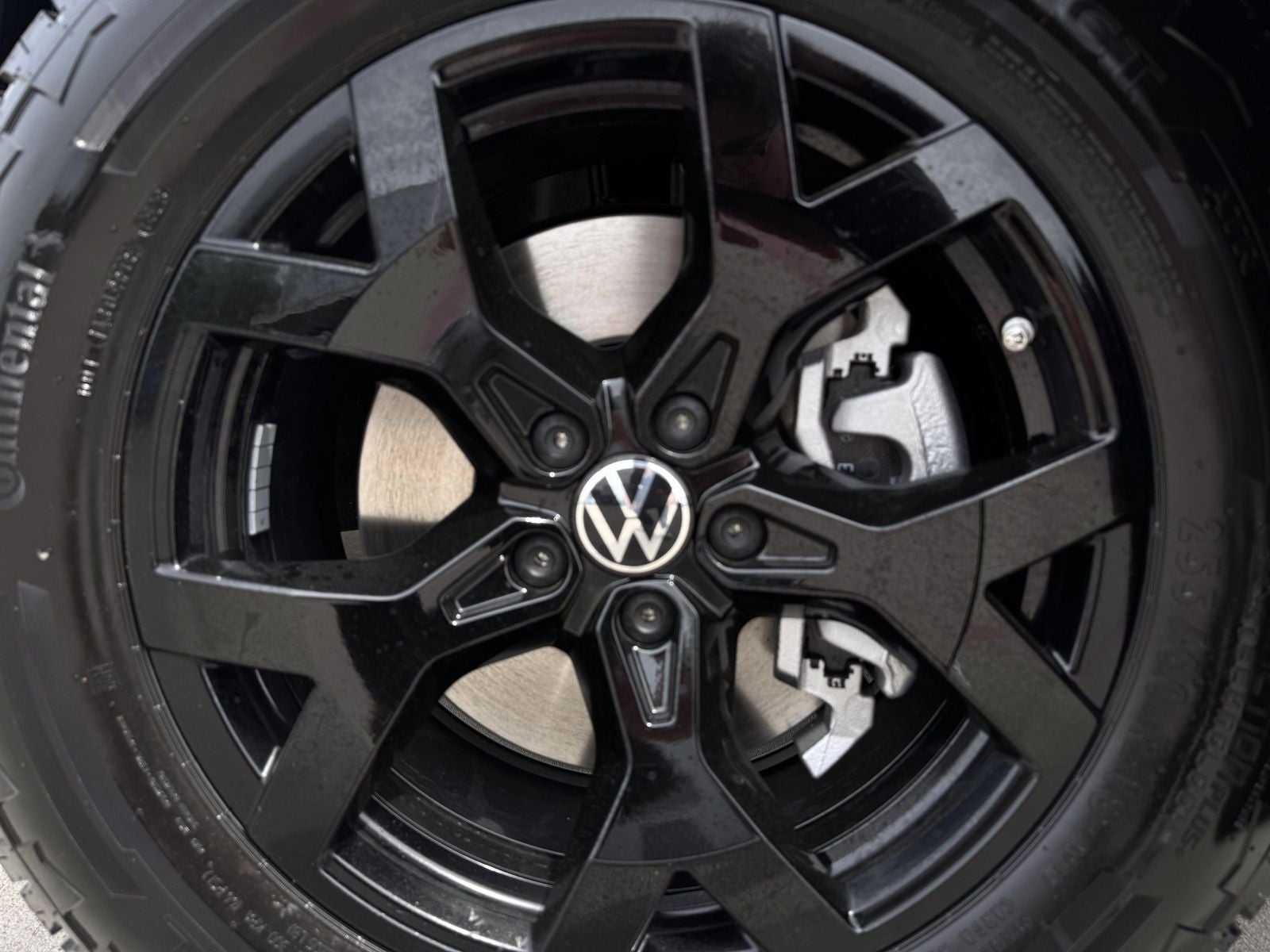 2026 Volkswagen Atlas 2.0T Peak Edition