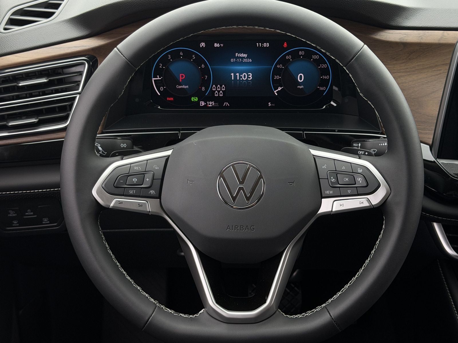 2026 Volkswagen Atlas 2.0T SE