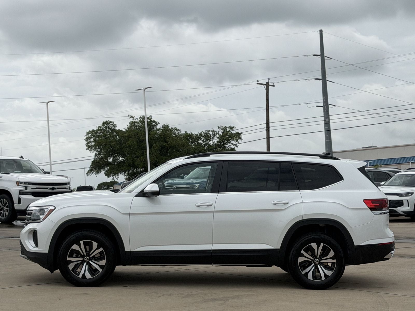 2026 Volkswagen Atlas 2.0T SE