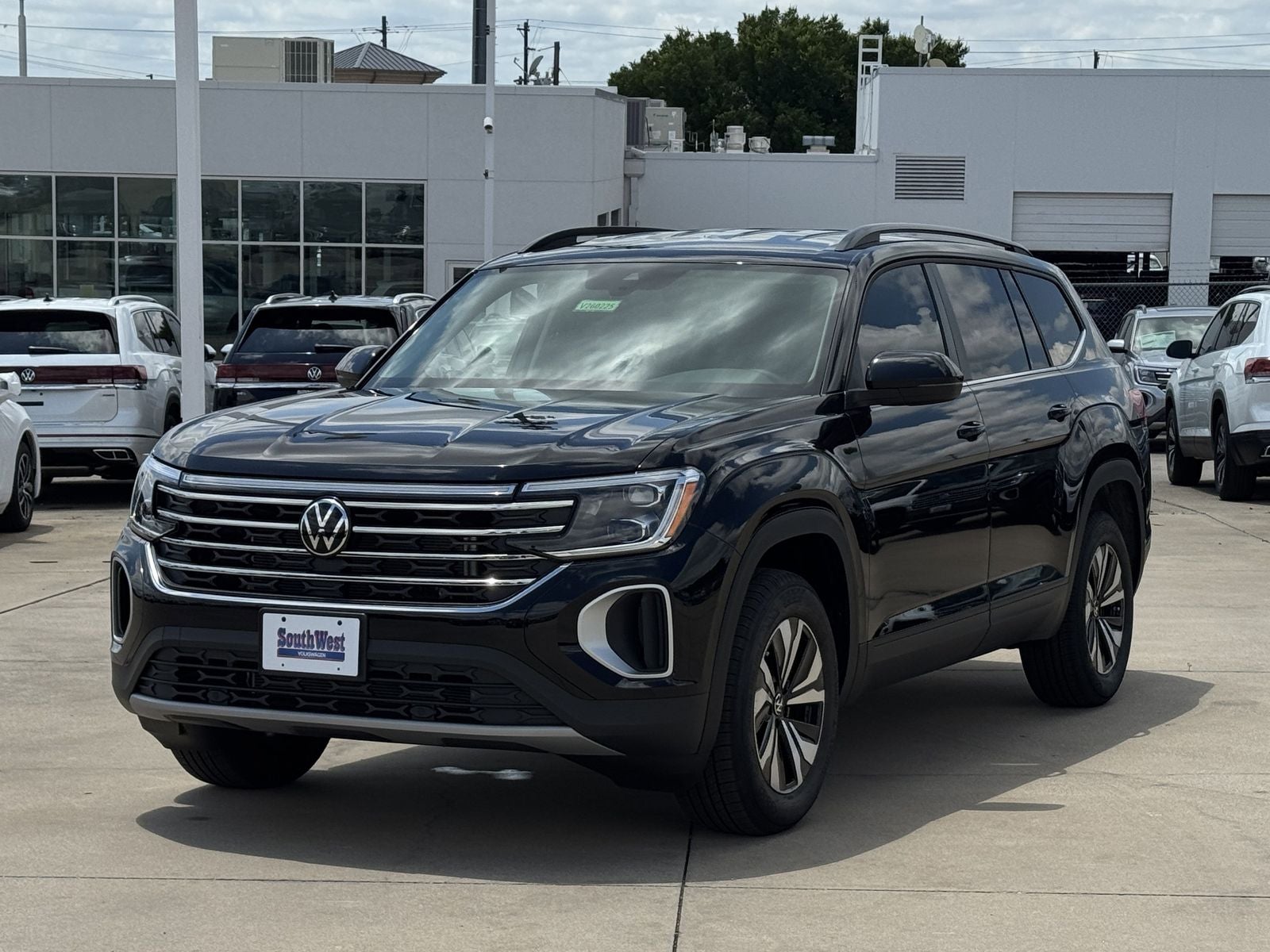 2026 Volkswagen Atlas 2.0T SE