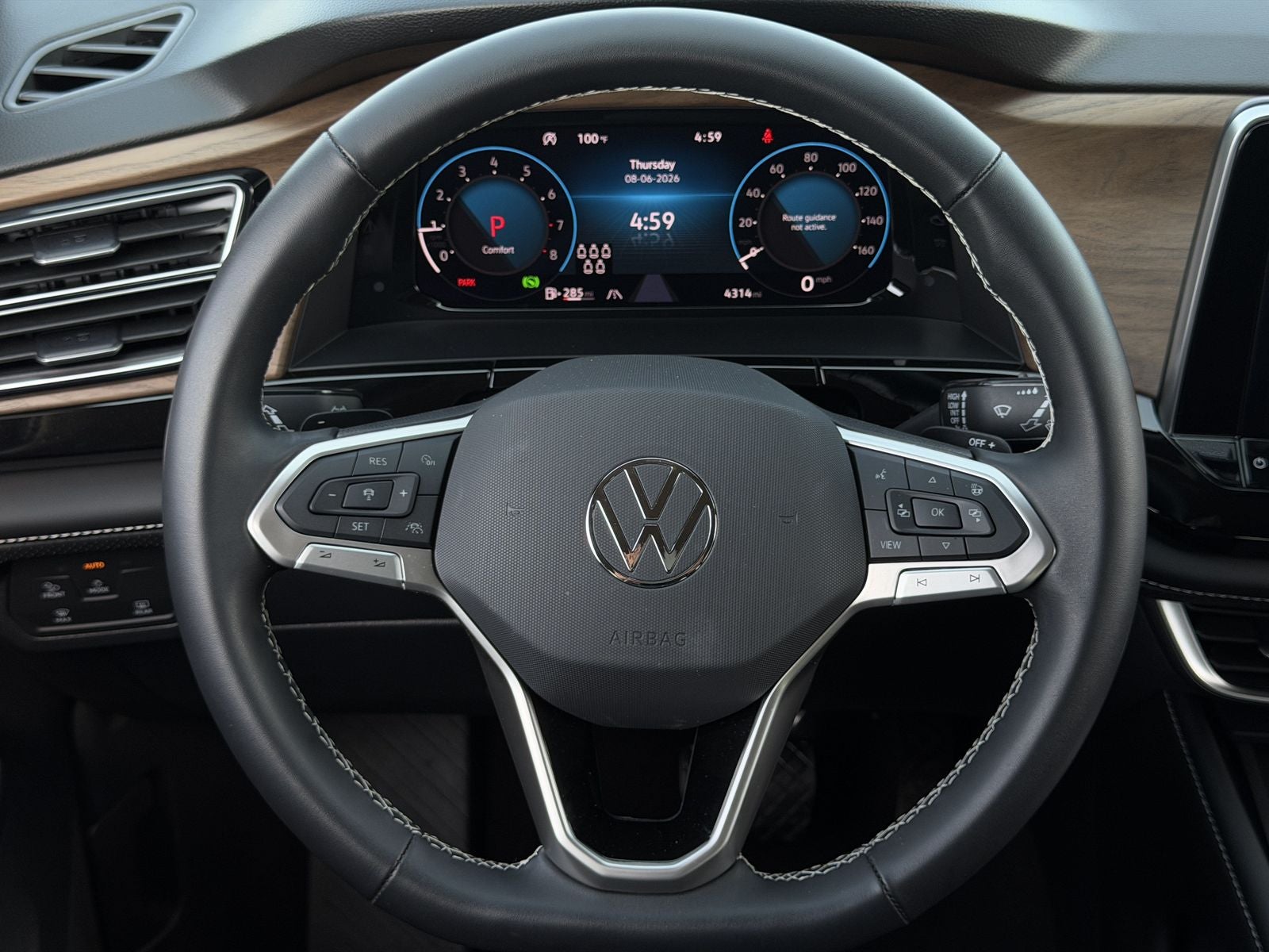 2026 Volkswagen Atlas 2.0T SE