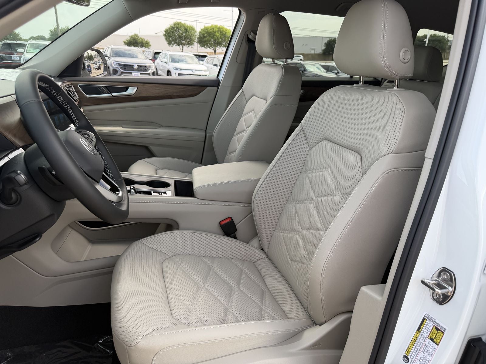 2026 Volkswagen Atlas 2.0T SE