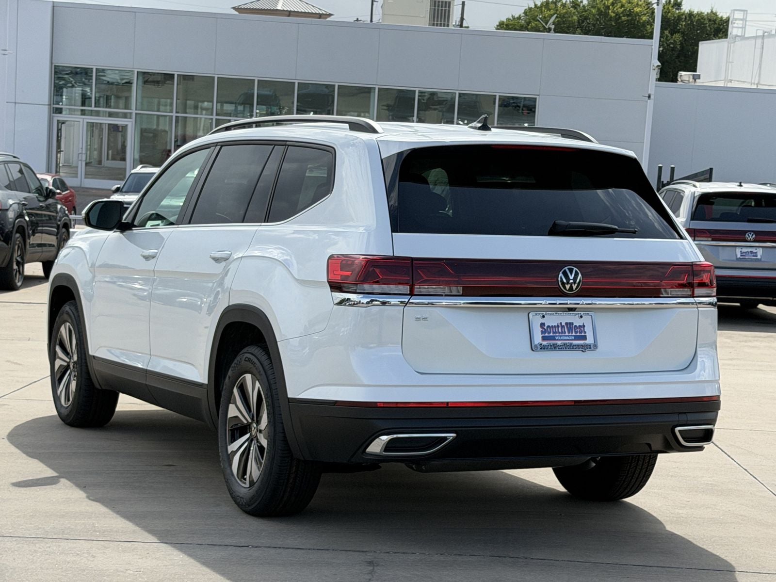 2026 Volkswagen Atlas 2.0T SE
