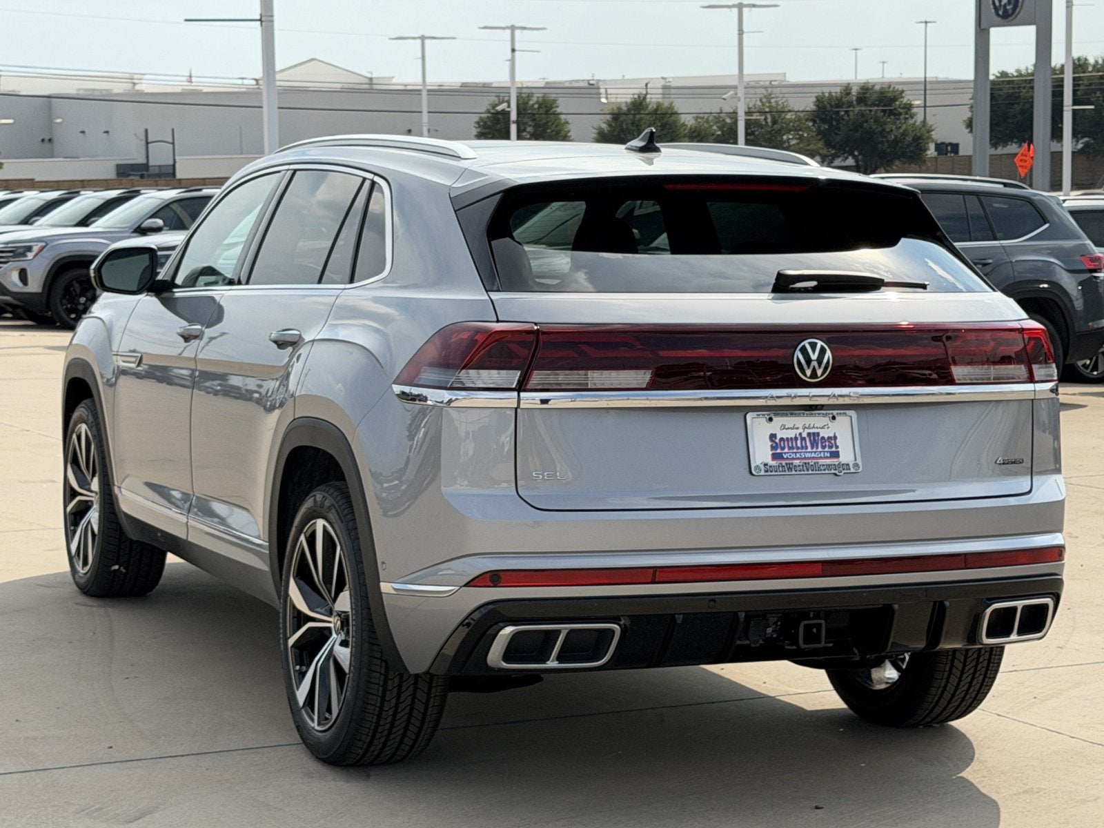 2026 Volkswagen Atlas Cross Sport 2.0T SEL Premium R-Line