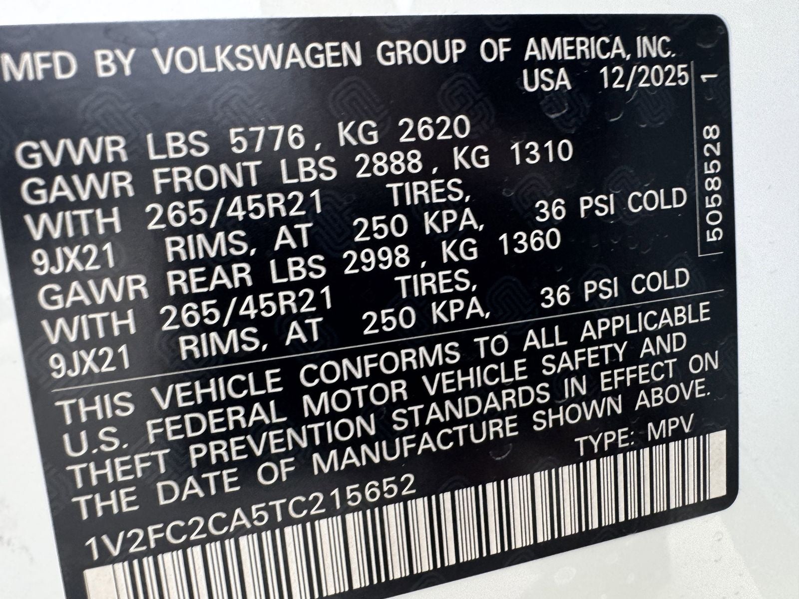 2026 Volkswagen Atlas Cross Sport 2.0T SEL Premium R-Line