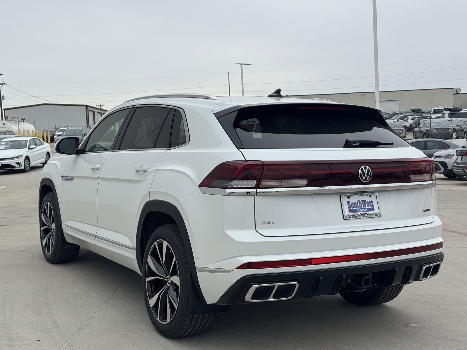 2026 Volkswagen Atlas Cross Sport 2.0T SEL Premium R-Line