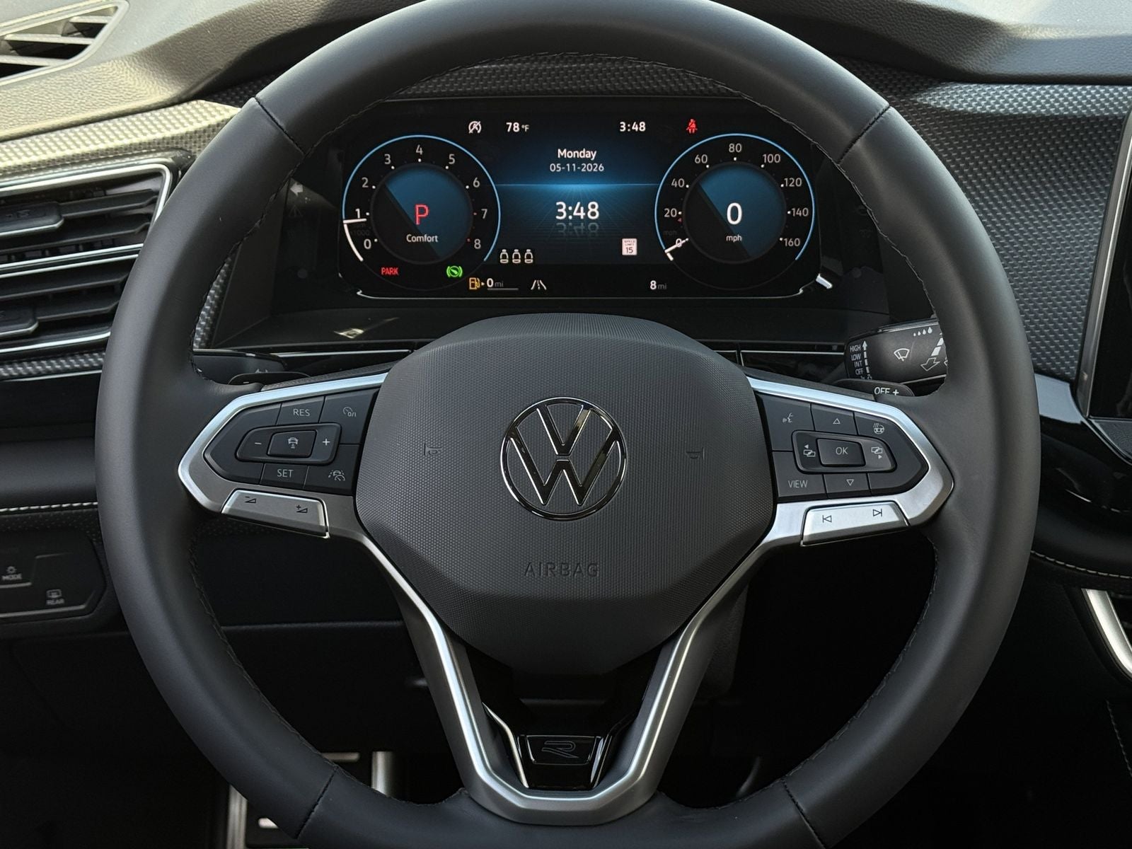 2026 Volkswagen Atlas Cross Sport 2.0T SEL Premium R-Line