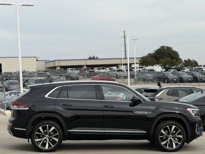 2026 Volkswagen Atlas Cross Sport 2.0T SEL Premium R-Line