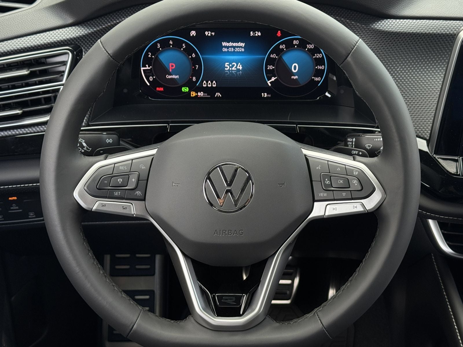 2026 Volkswagen Atlas Cross Sport 2.0T SEL Premium R-Line