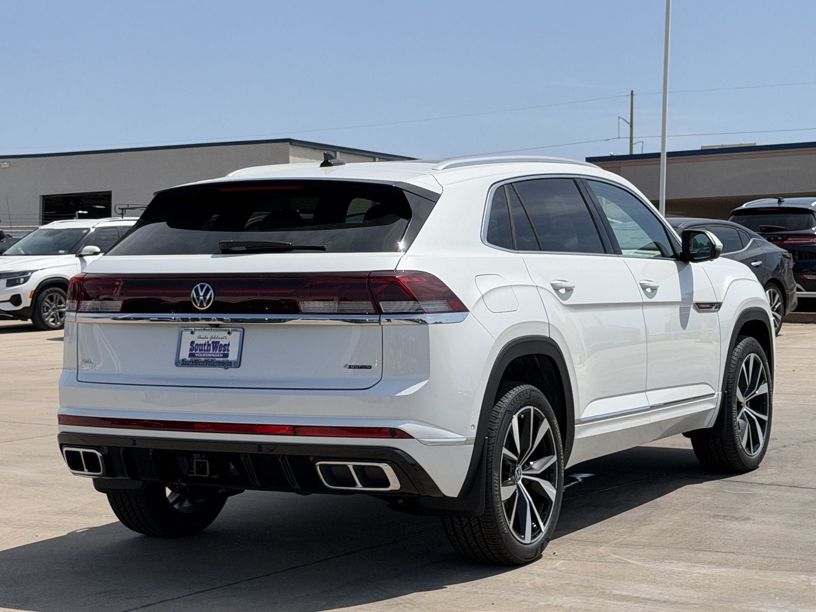 2026 Volkswagen Atlas Cross Sport 2.0T SEL Premium R-Line