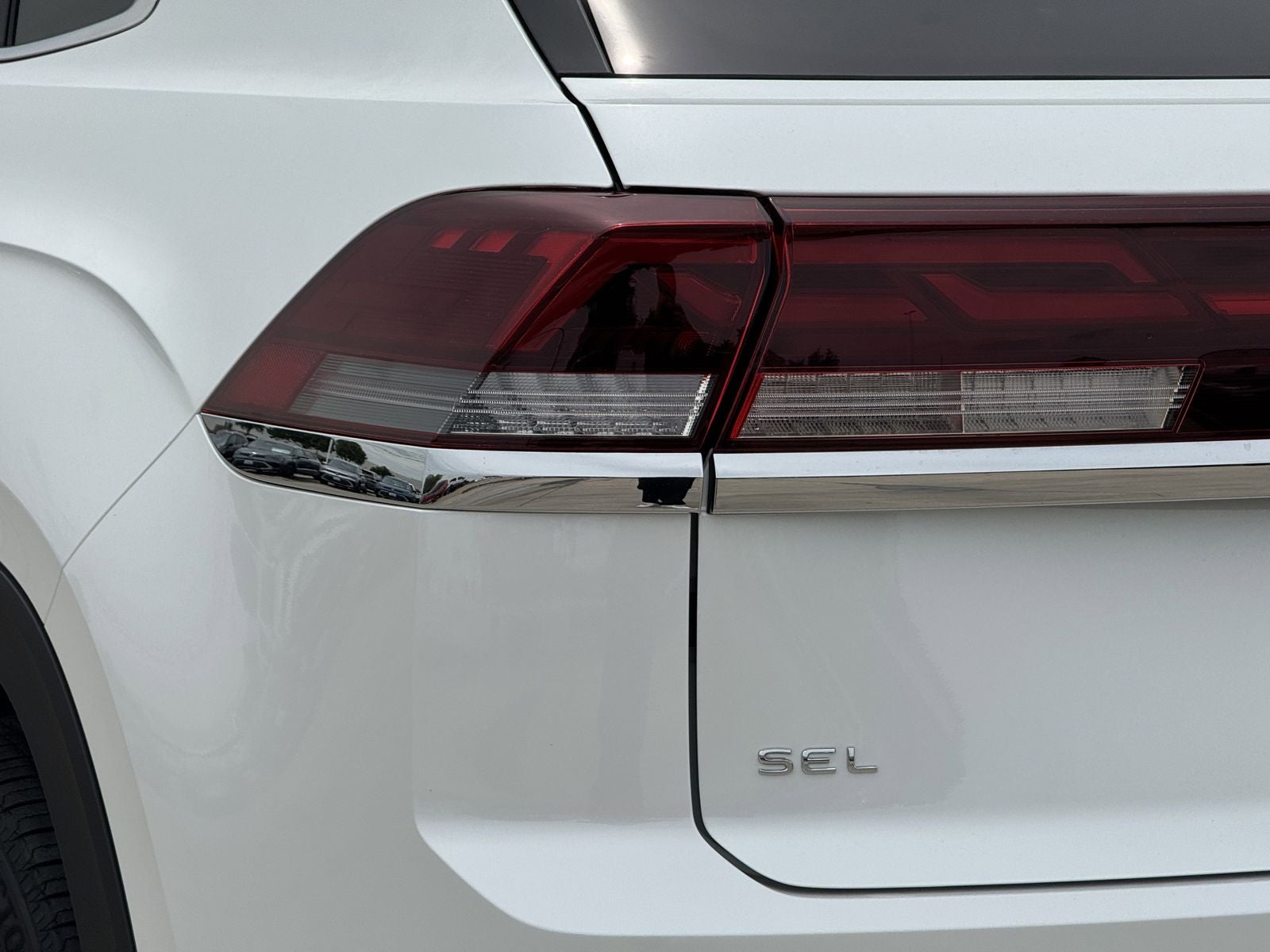 2026 Volkswagen Atlas Cross Sport 2.0T SEL Premium R-Line