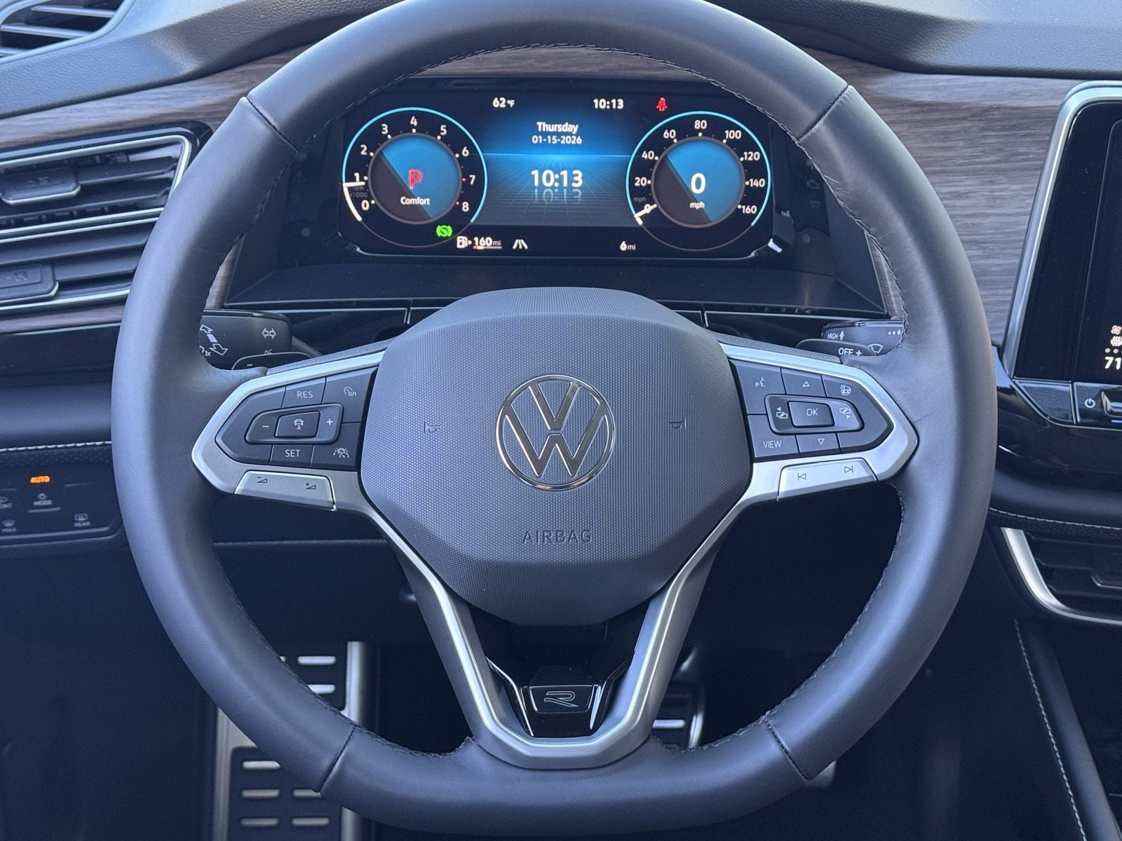 2026 Volkswagen Atlas 2.0T SEL Premium R-Line