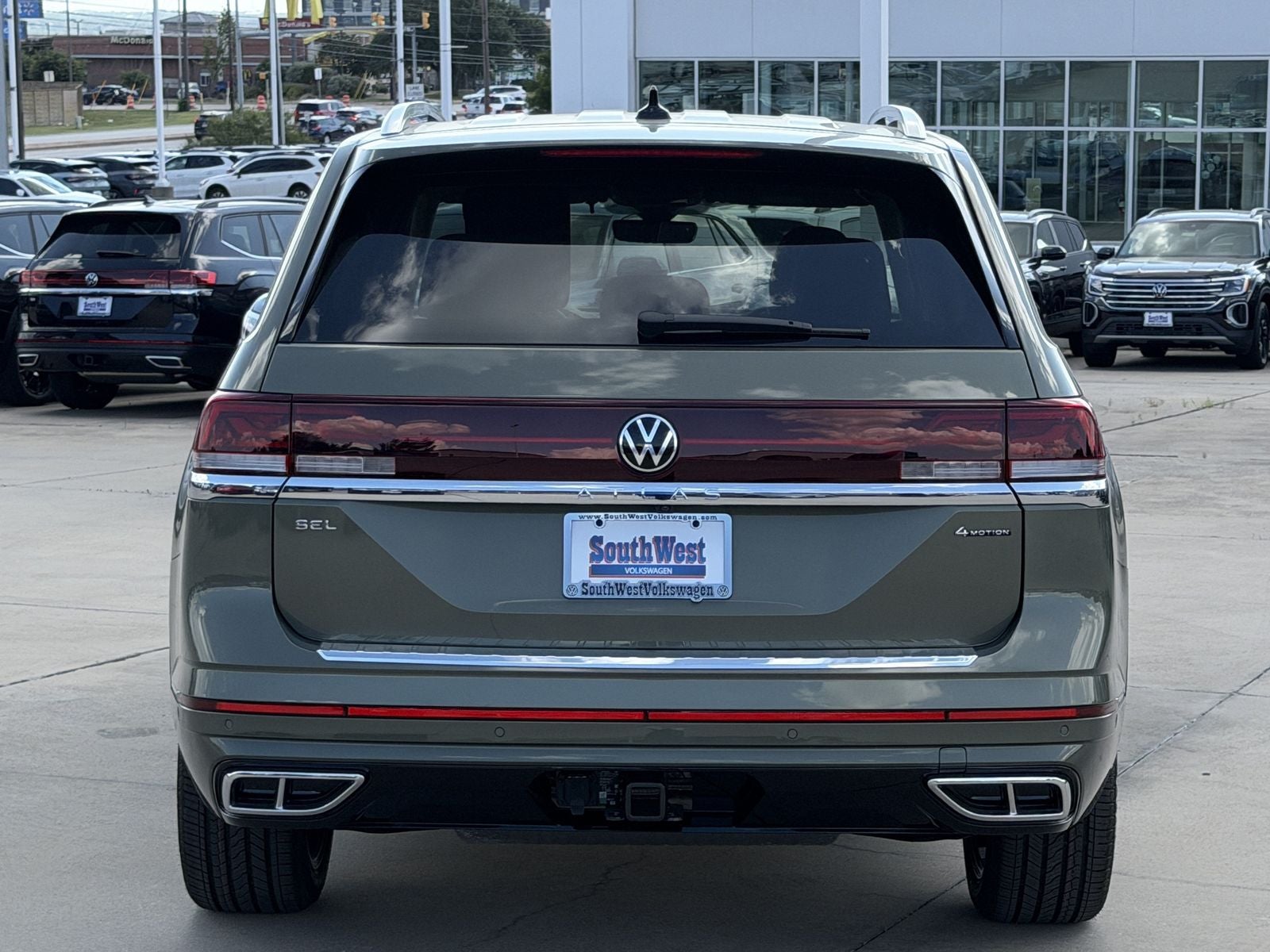 2026 Volkswagen Atlas 2.0T SEL Premium R-Line