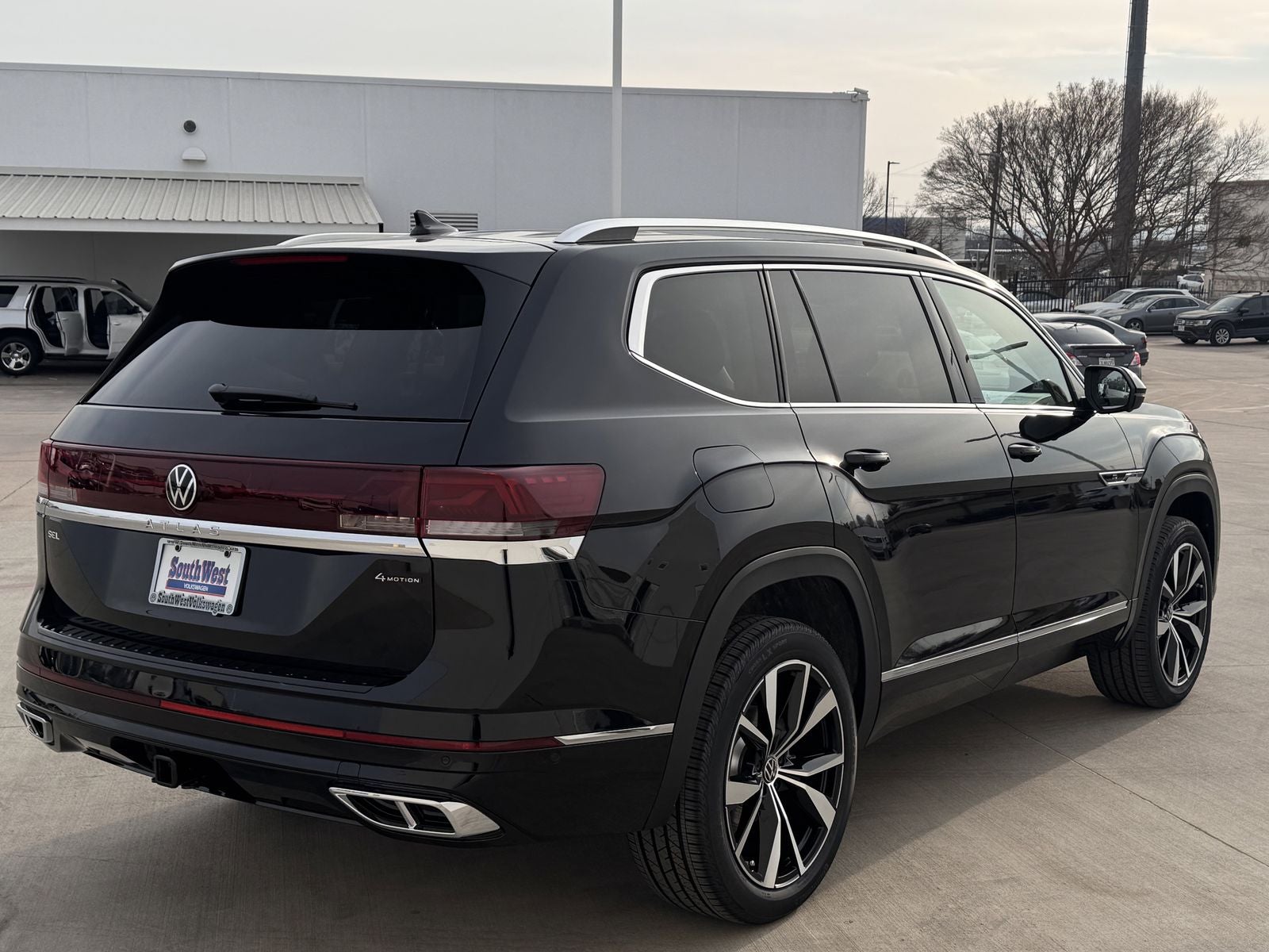 2026 Volkswagen Atlas 2.0T SEL Premium R-Line