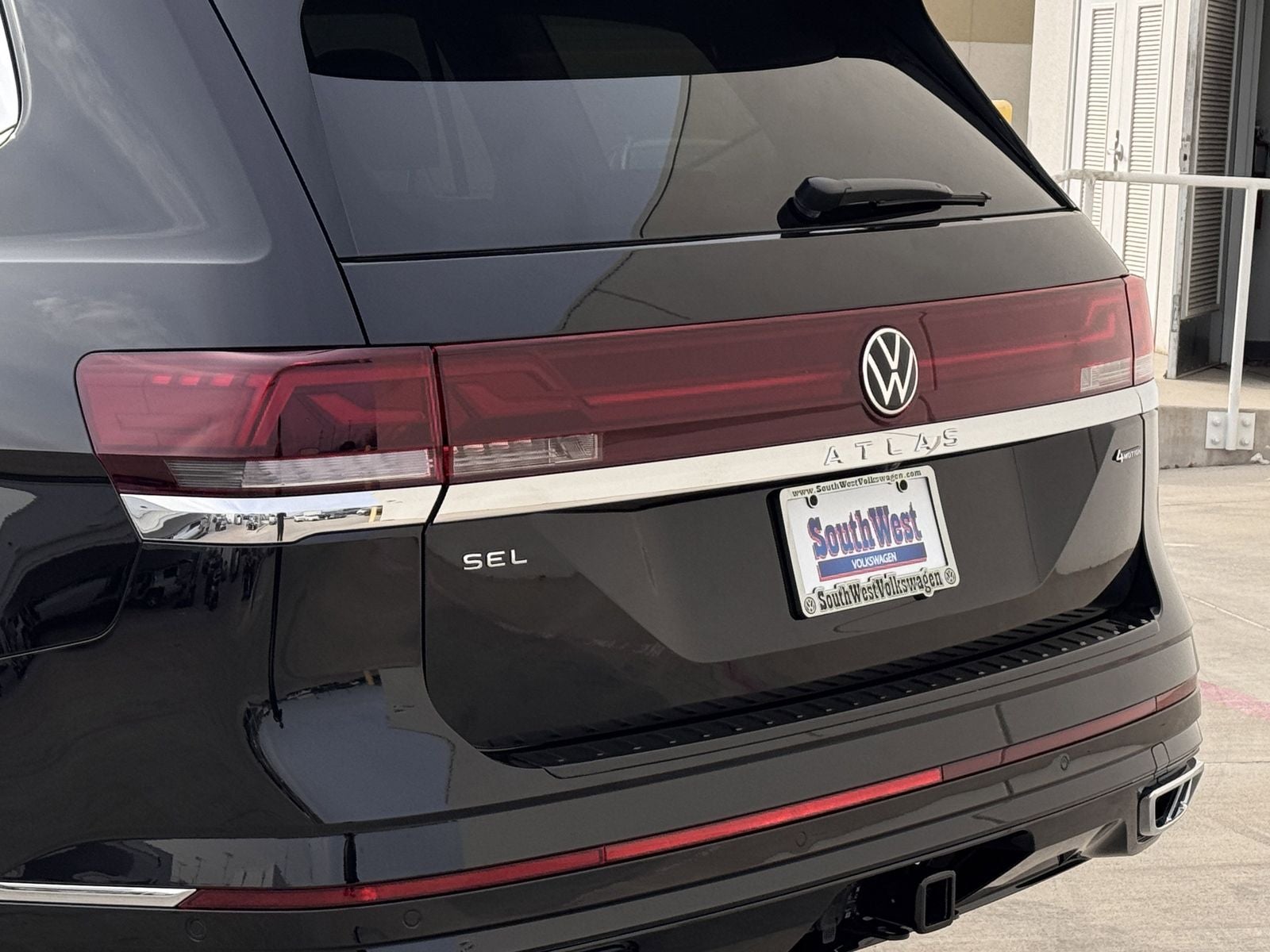 2026 Volkswagen Atlas 2.0T SEL Premium R-Line