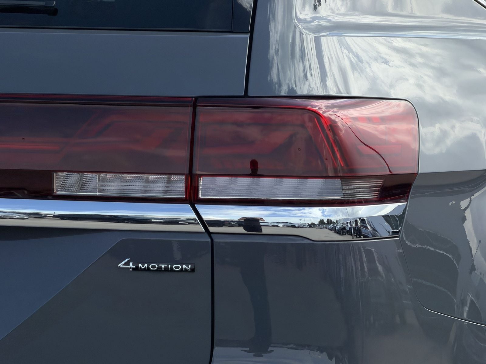 2026 Volkswagen Atlas 2.0T SEL Premium R-Line