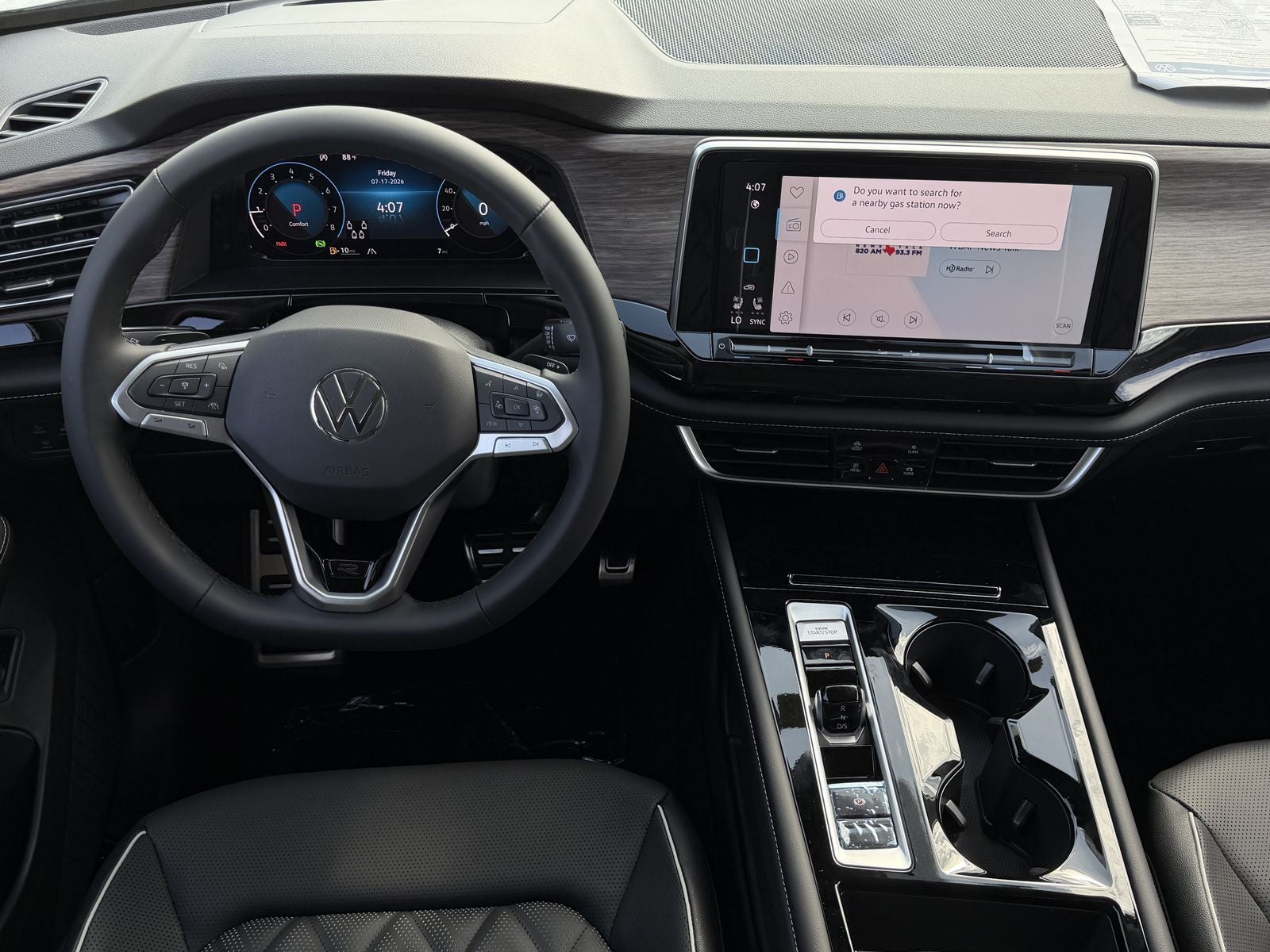 2026 Volkswagen Atlas 2.0T SEL Premium R-Line
