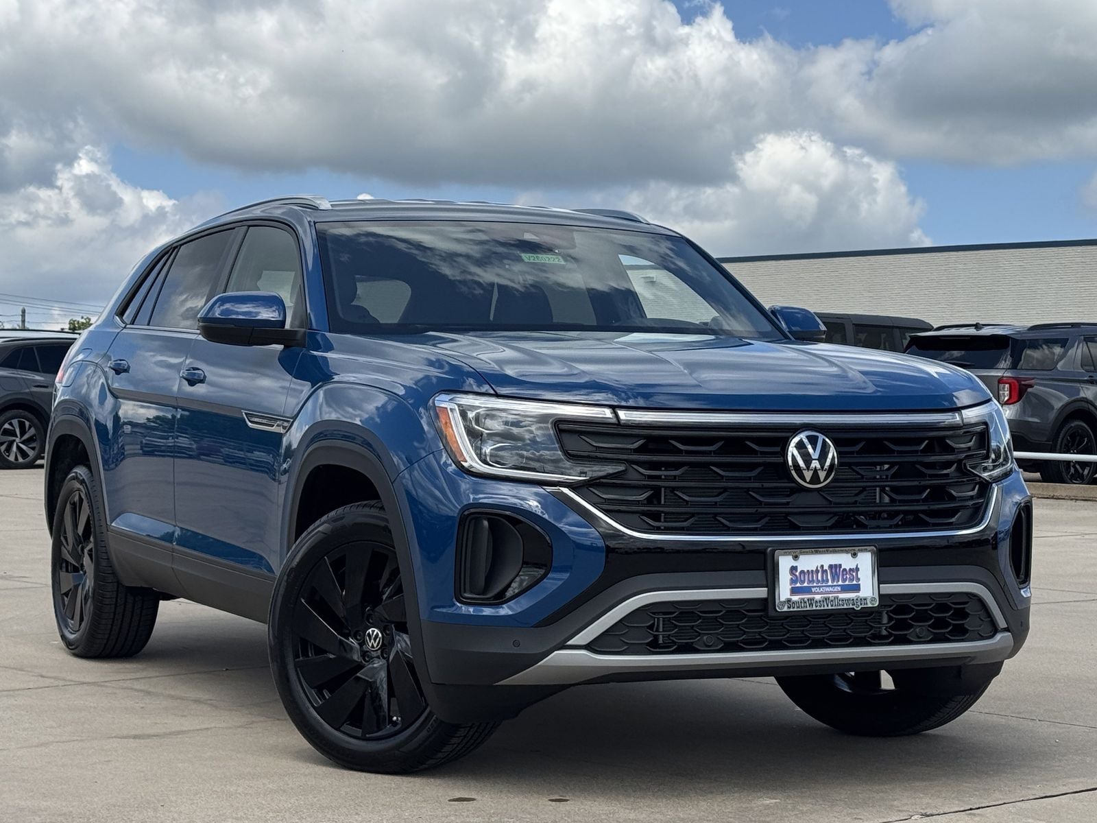 2026 Volkswagen Atlas Cross Sport 2.0T SE W/TECHNOLOGY