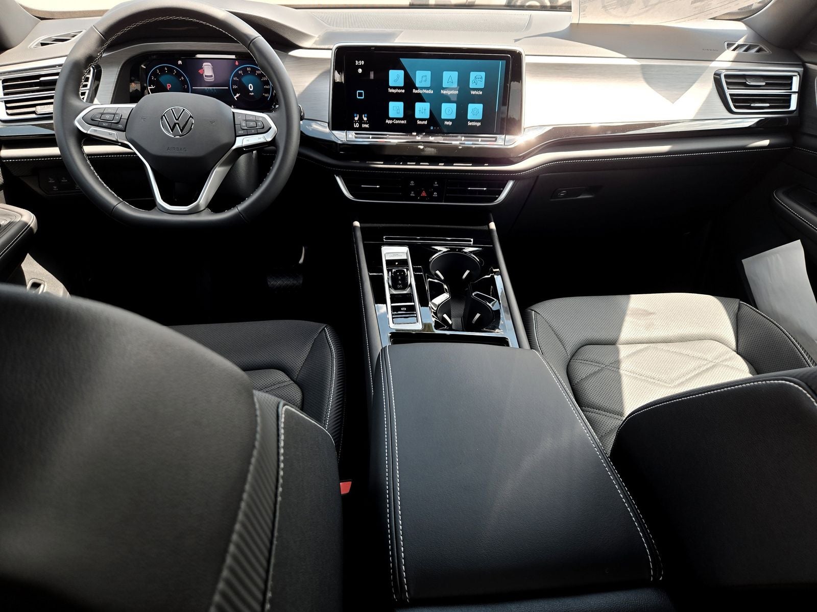 2026 Volkswagen Atlas Cross Sport 2.0T SE w/Technology