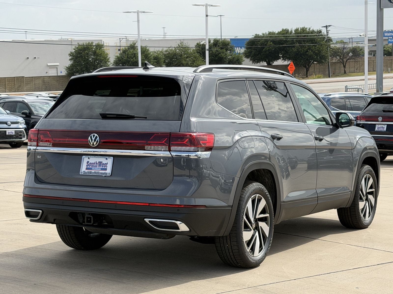 2026 Volkswagen Atlas 2.0T SE W/TECHNOLOGY