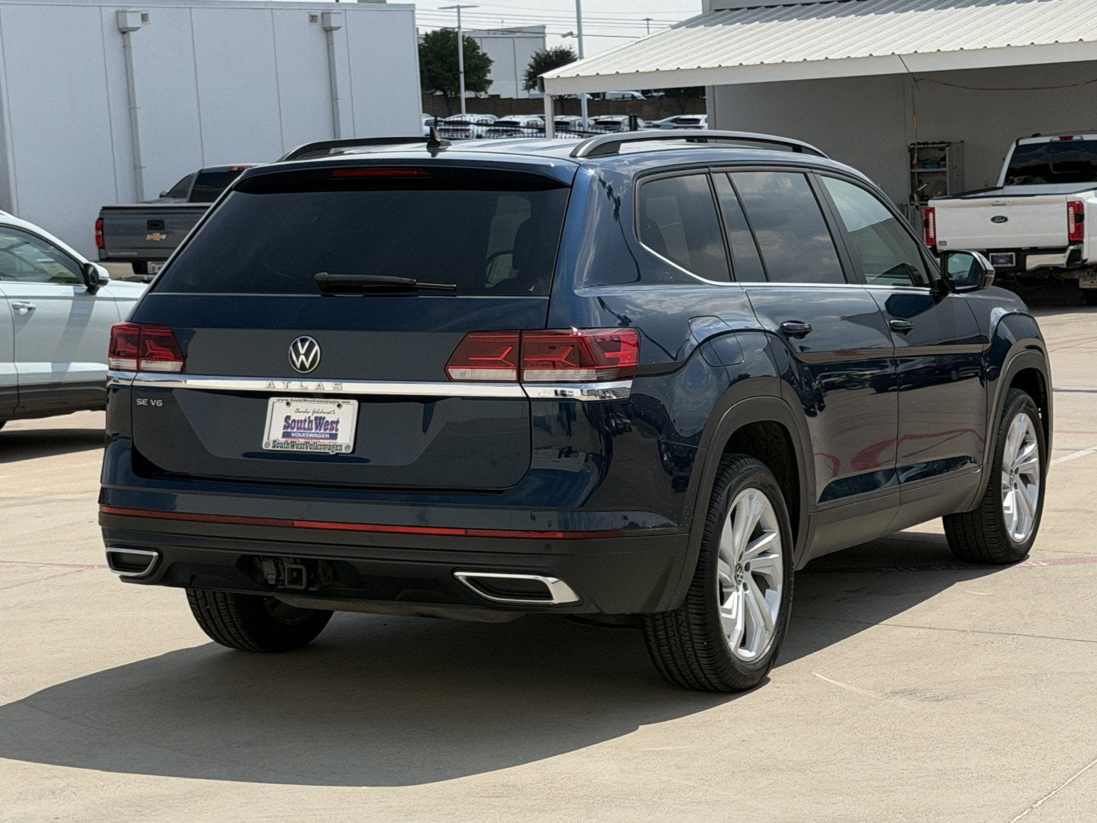 2023 Volkswagen Atlas 3.6L V6 SE w/Technology