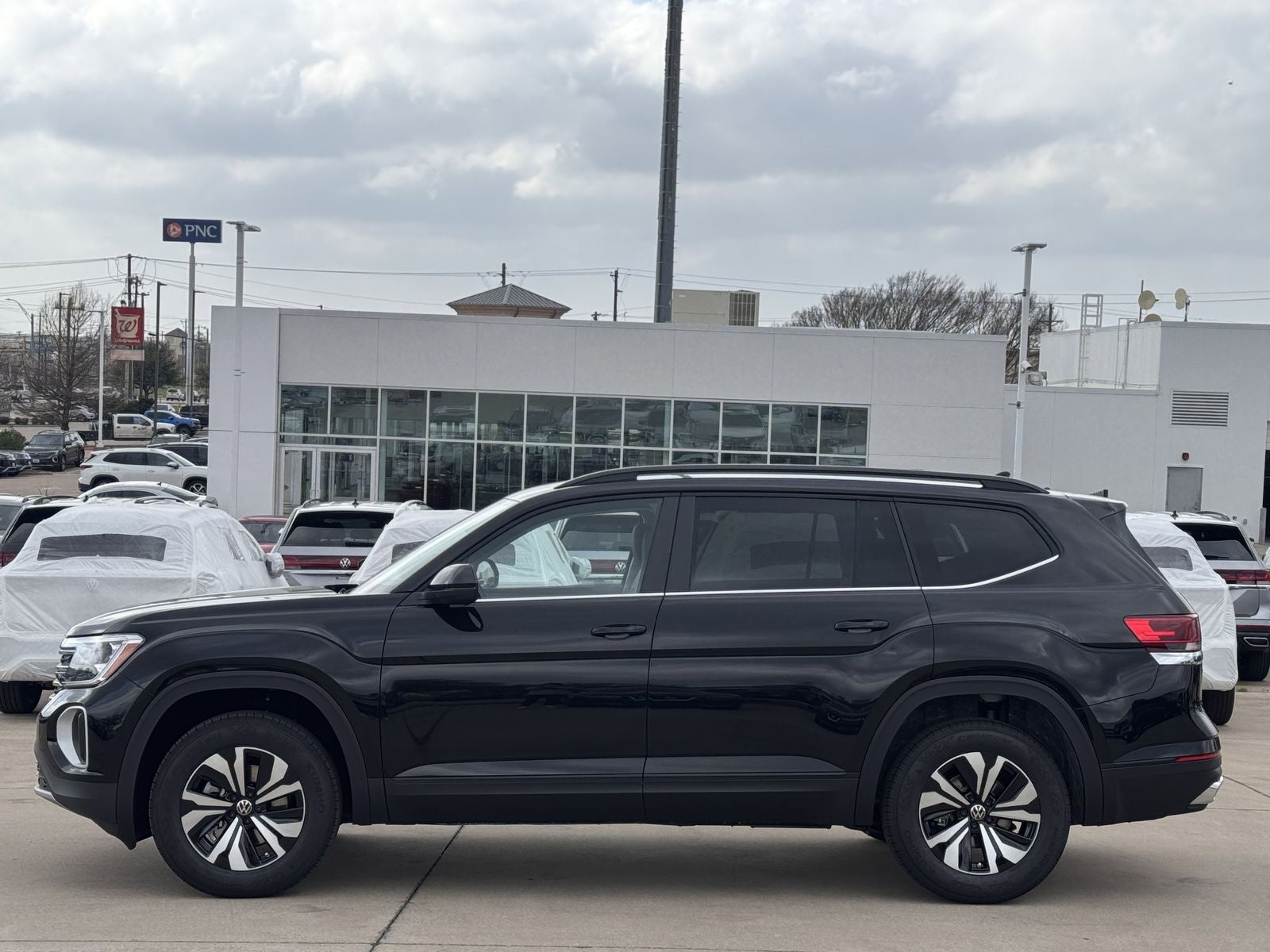 2026 Volkswagen Atlas 2.0T SE