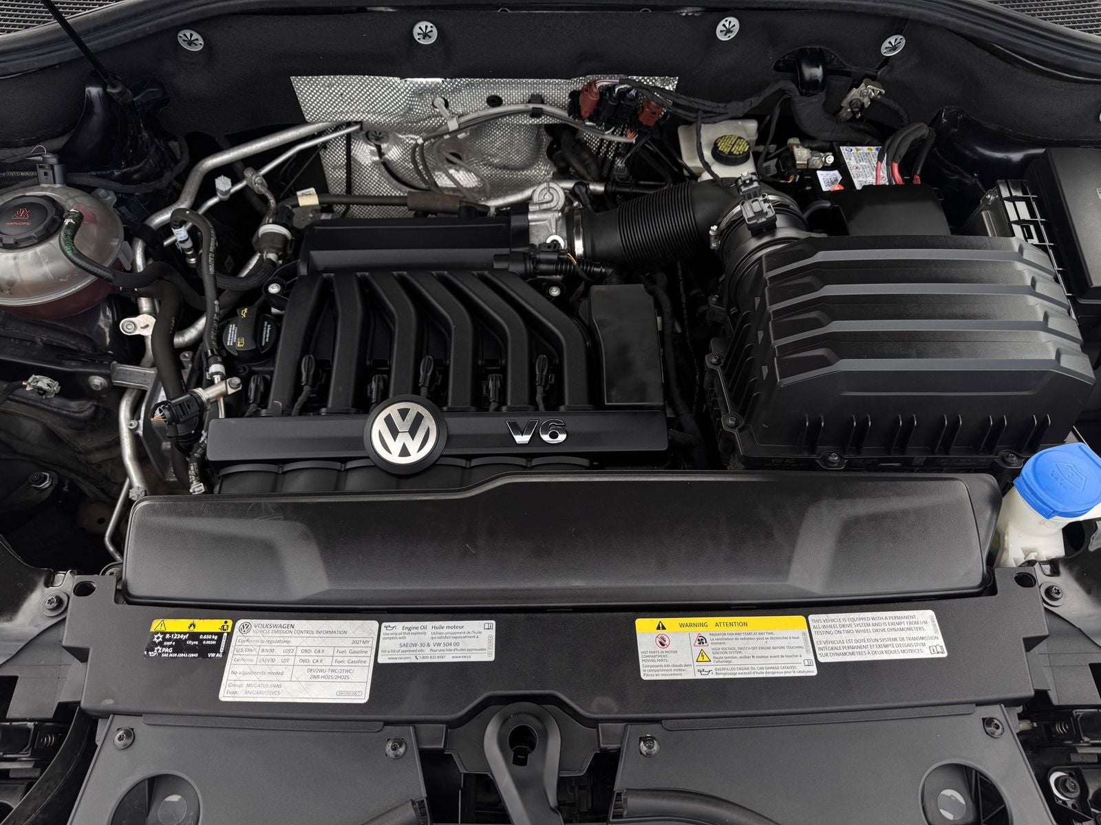 2021 Volkswagen Atlas 3.6L V6 SE w/Technology R-Line