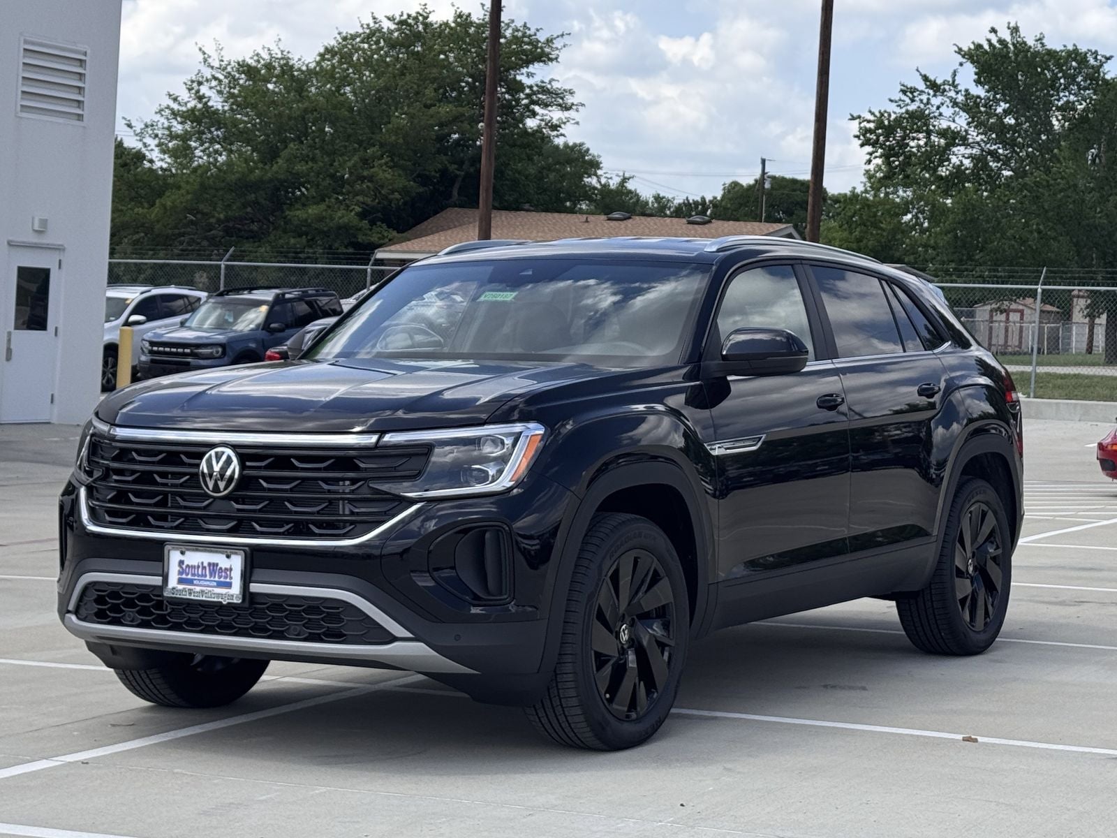 2026 Volkswagen Atlas Cross Sport 2.0T SE W/TECHNOLOGY