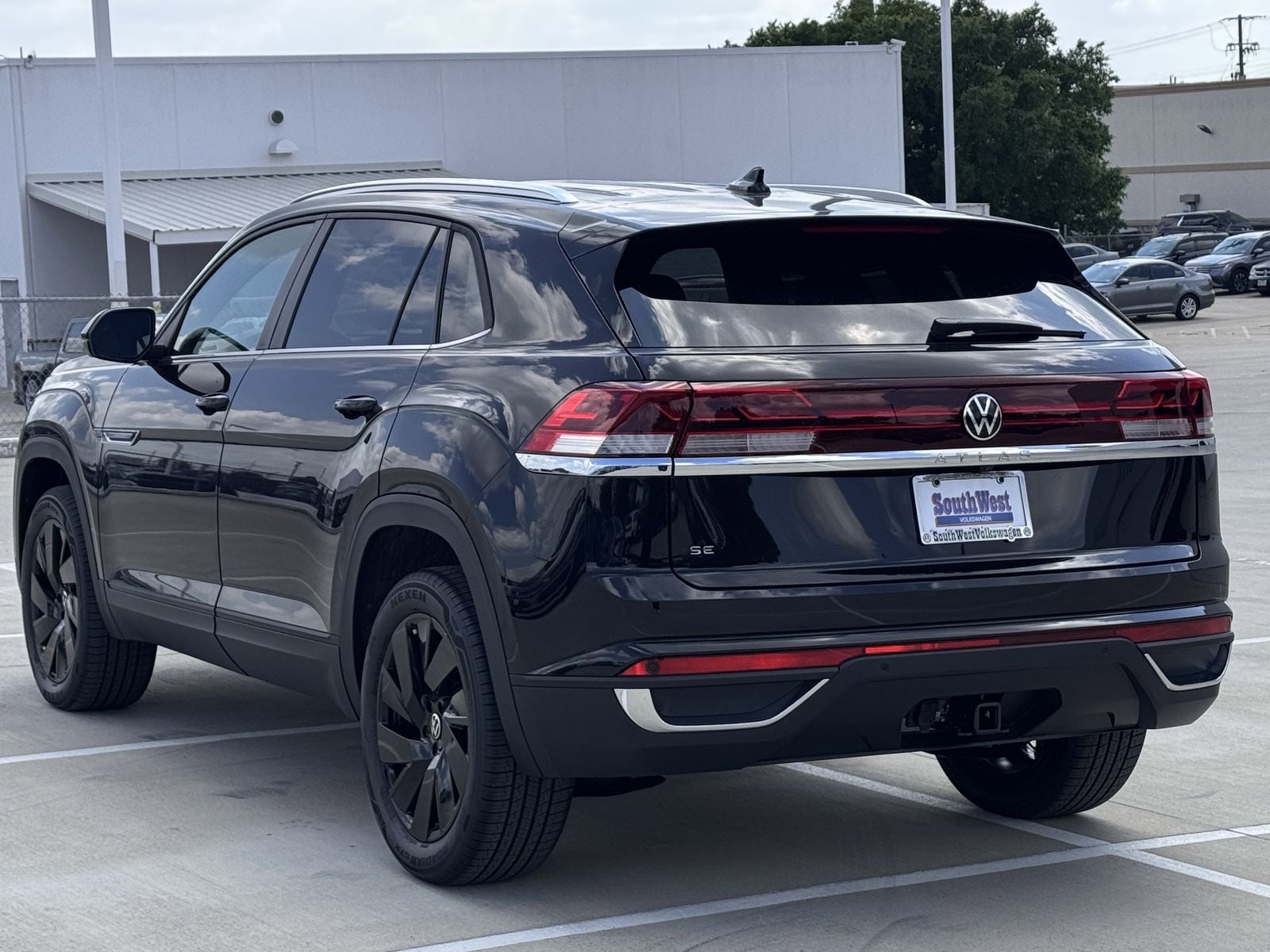 2026 Volkswagen Atlas Cross Sport 2.0T SE W/TECHNOLOGY
