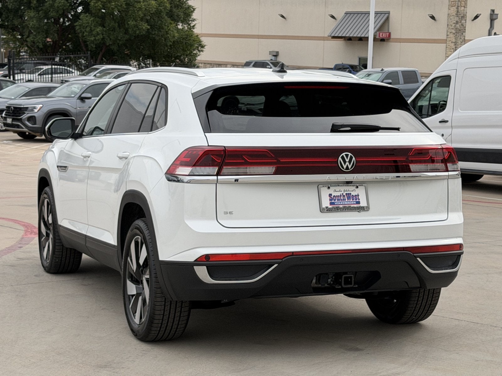 2026 Volkswagen Atlas Cross Sport 2.0T SE W/TECHNOLOGY