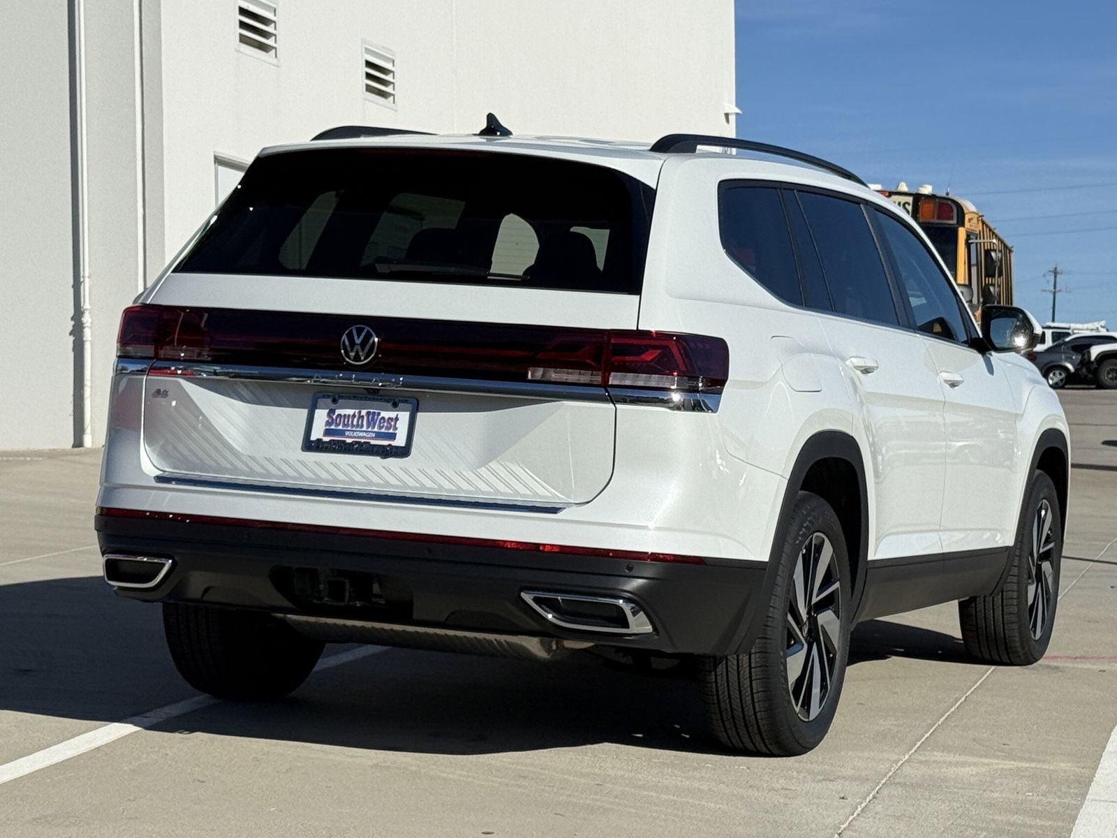 2026 Volkswagen Atlas 2.0T SE W/TECHNOLOGY