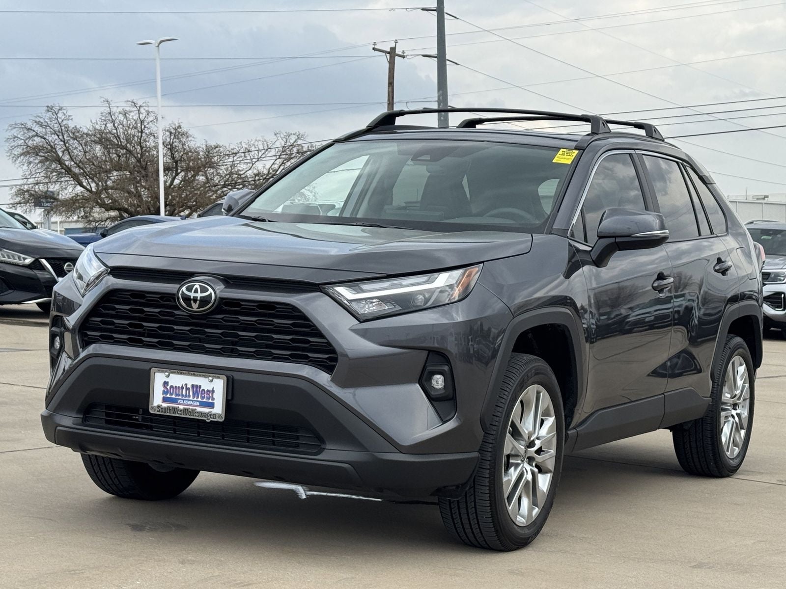 2025 Toyota RAV4 XLE Premium