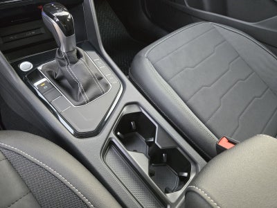 2026 Volkswagen Taos 1.5T SE Black