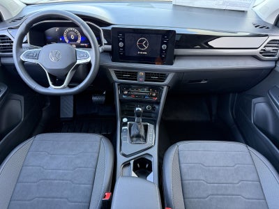 2026 Volkswagen Taos 1.5T SE Black