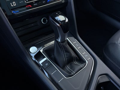 2026 Volkswagen Taos 1.5T SE Black