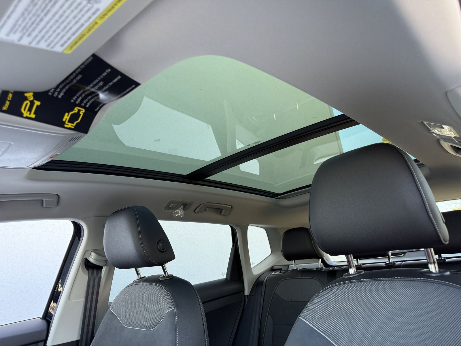 2026 Volkswagen Taos 1.5T SE Black