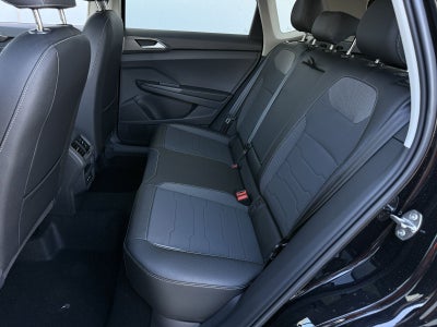 2026 Volkswagen Taos 1.5T SE Black