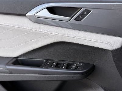 2026 Volkswagen Taos 1.5T SEL