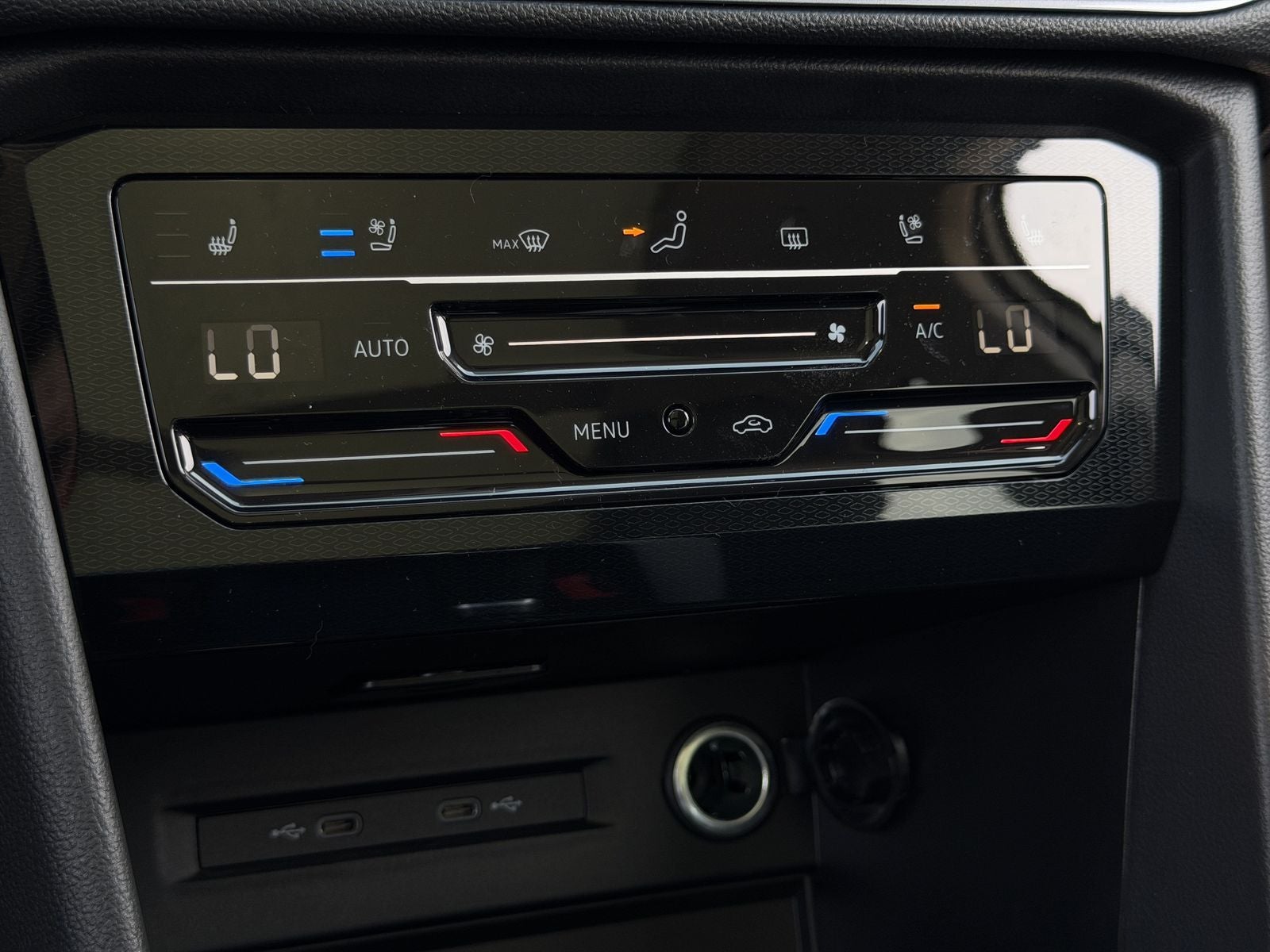 2026 Volkswagen Taos 1.5T SEL