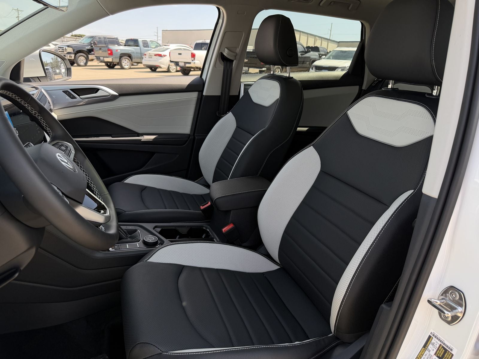 2026 Volkswagen Taos 1.5T SEL