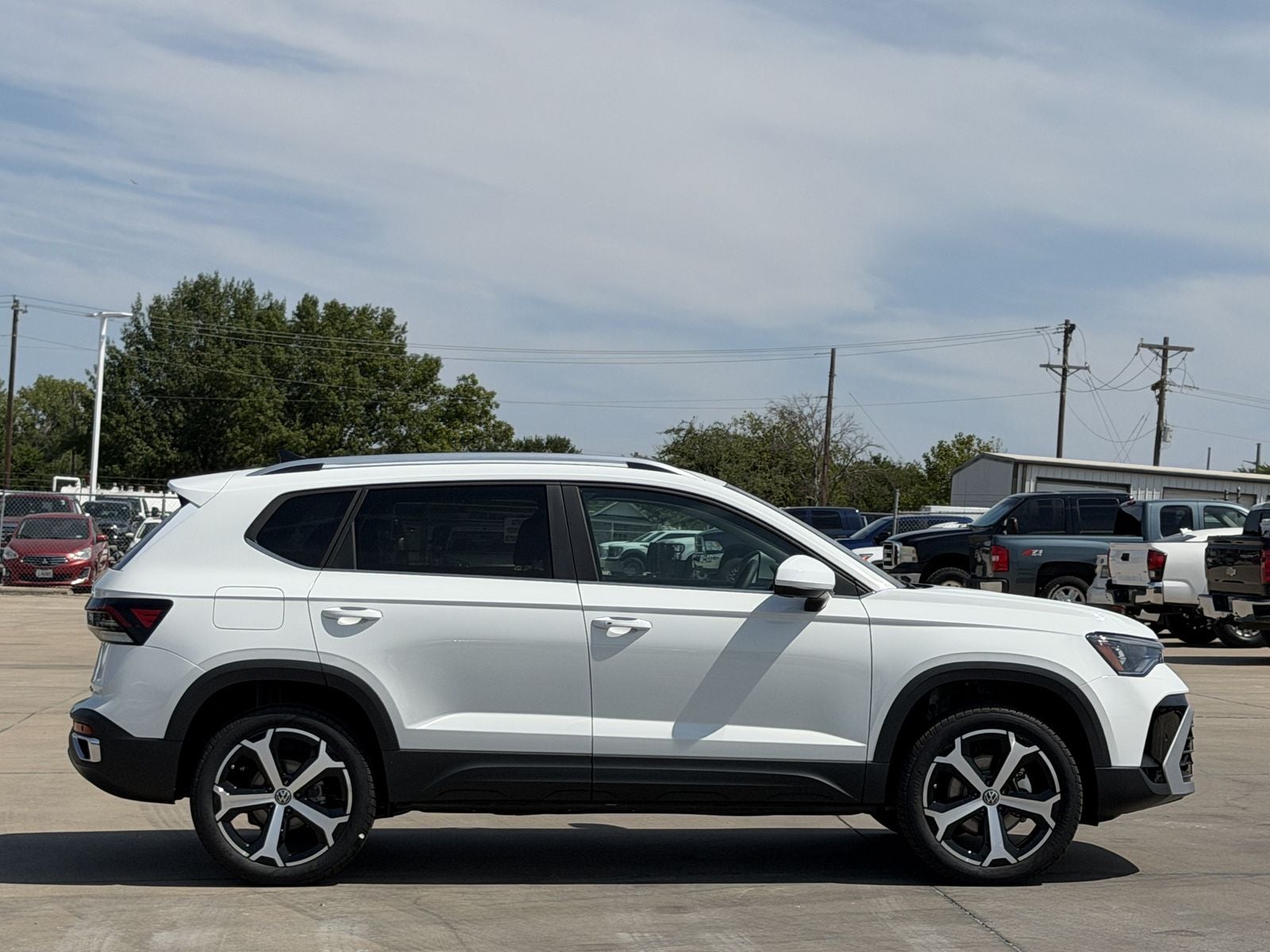 2026 Volkswagen Taos 1.5T SEL