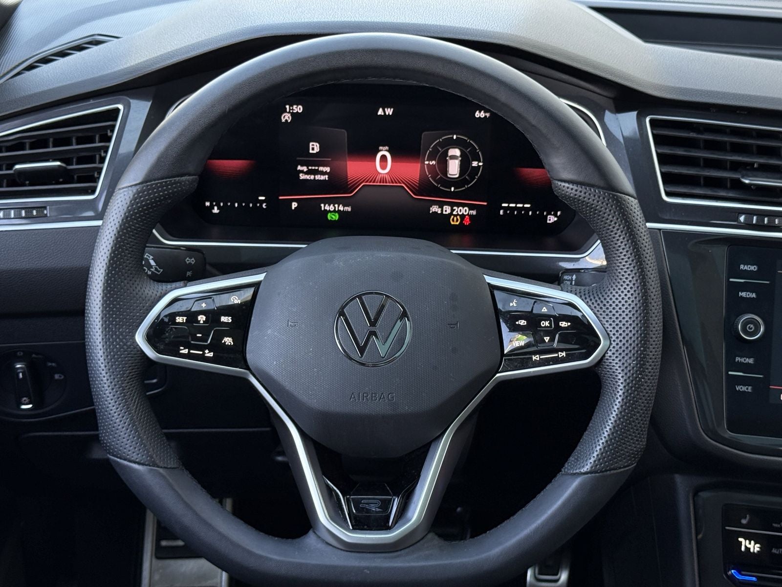 2024 Volkswagen Tiguan 2.0T SE R-Line Black