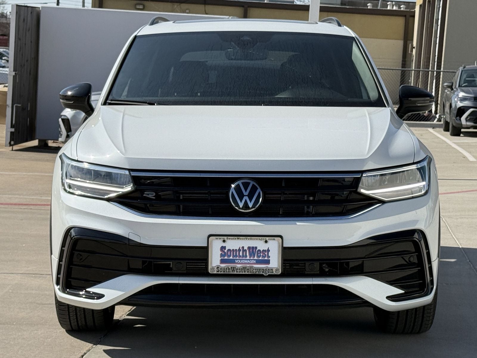 2024 Volkswagen Tiguan 2.0T SE R-Line Black