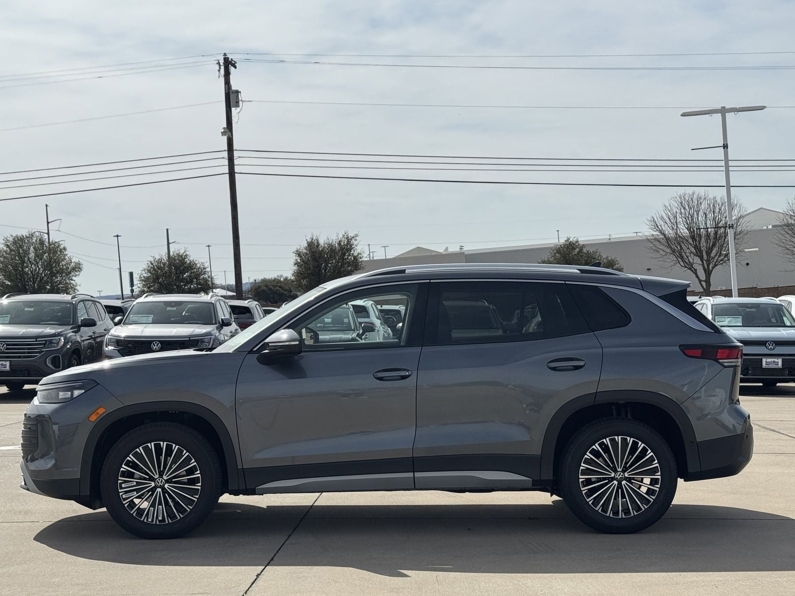 2026 Volkswagen Tiguan 2.0T S