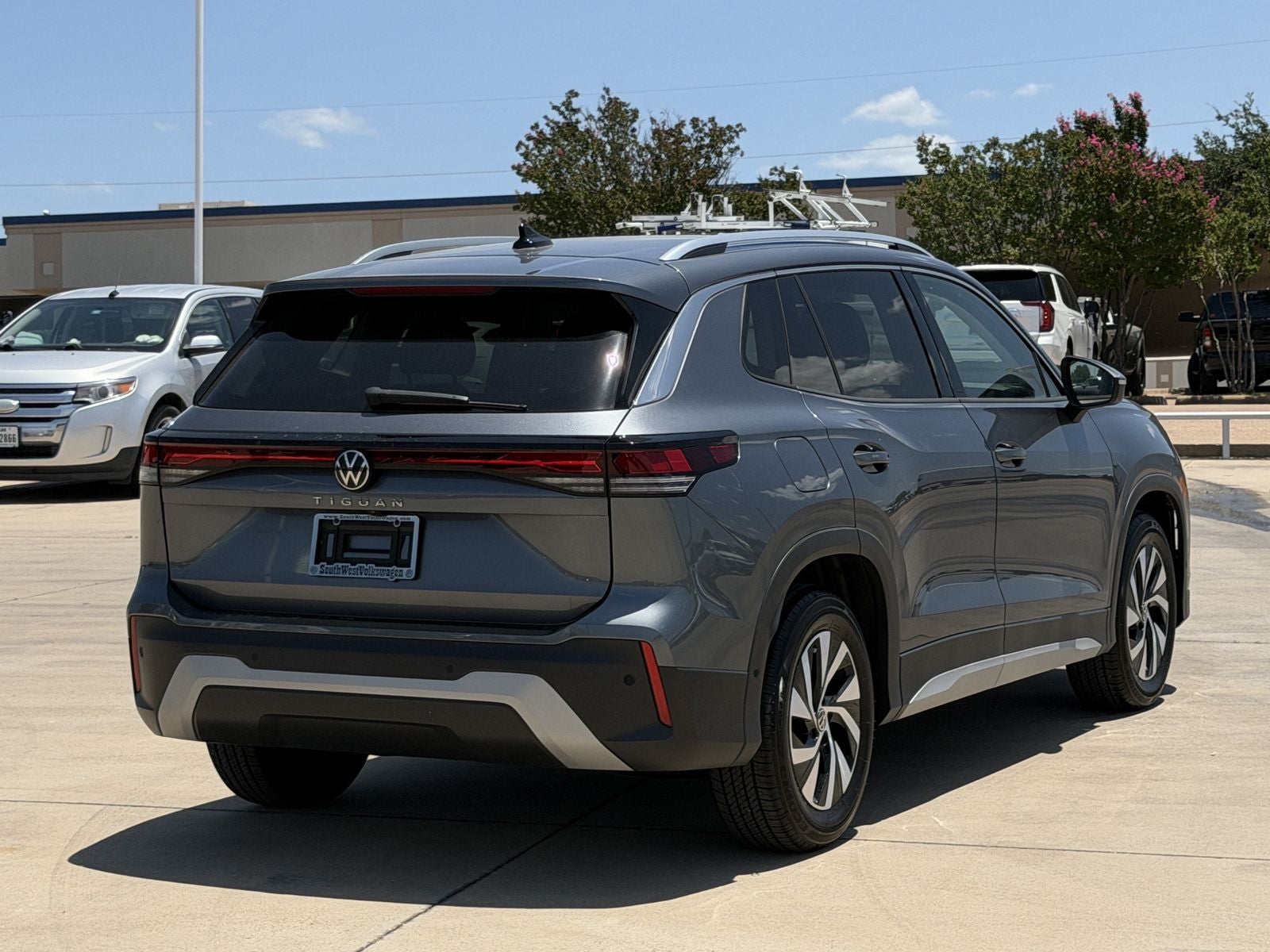 2026 Volkswagen Tiguan 2.0T S