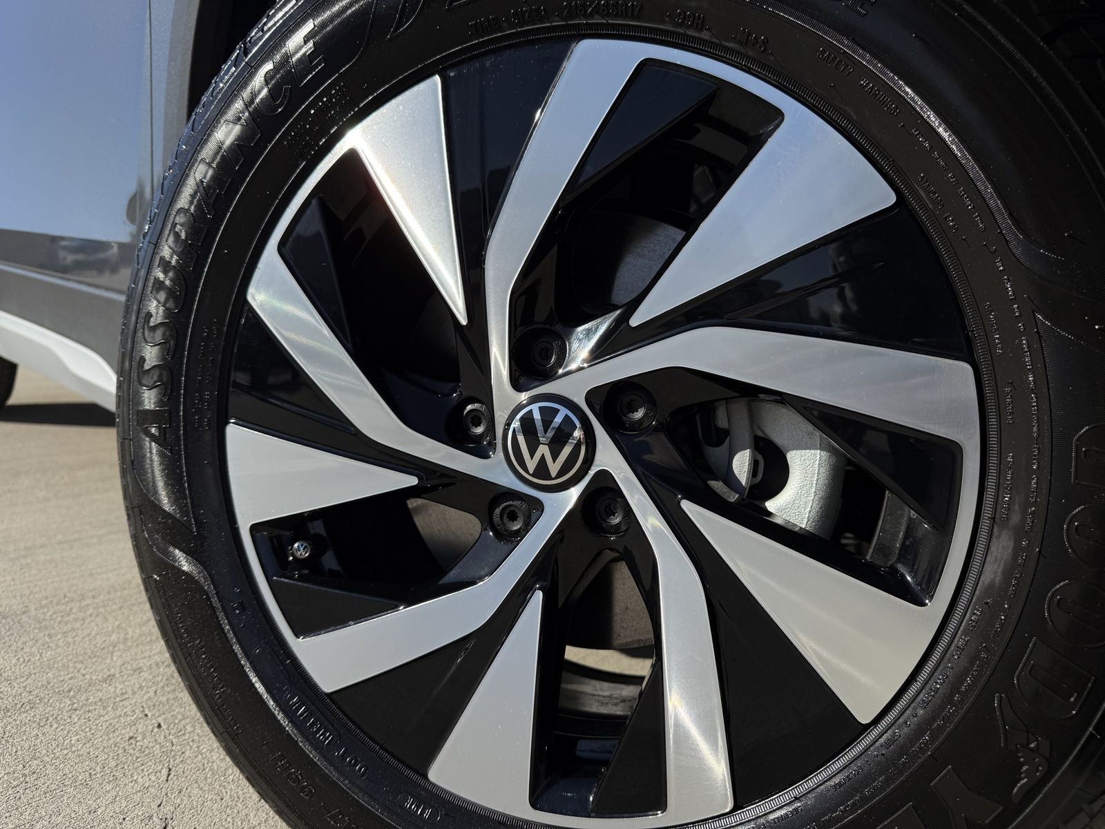 2026 Volkswagen Tiguan 2.0T S