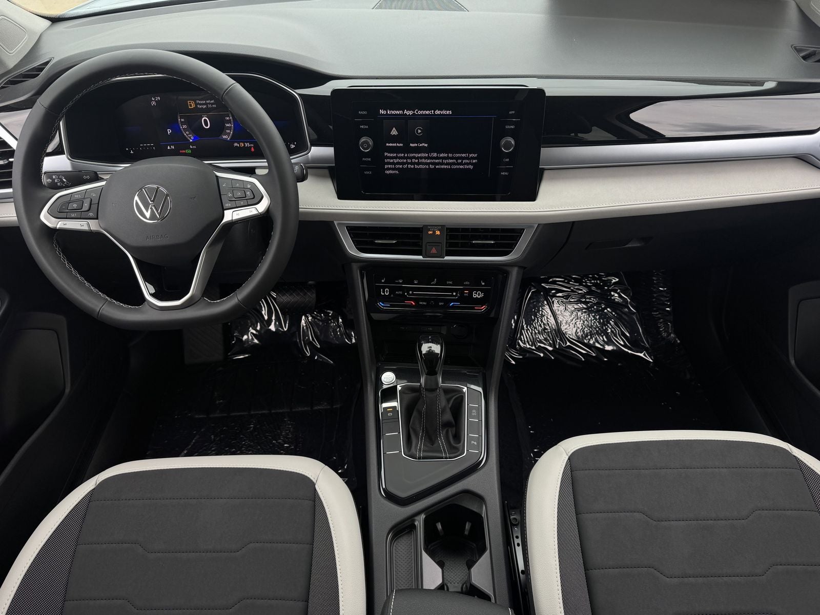 2026 Volkswagen Taos 1.5T SE
